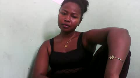 Snapshot of abella677022 chatting on 02.15.26 abella677022 online show from 02.15.26