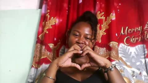 Snapshot of abella677022 chatting on 03.28.26 abella677022 online show from 03.28.26