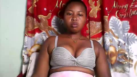 Snapshot of abella677022 chatting on 04.08.26 abella677022 online show from 04.08.26