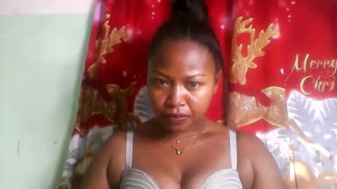 Snapshot of abella677022 chatting on 04.13.26 abella677022 online show from 04.13.26