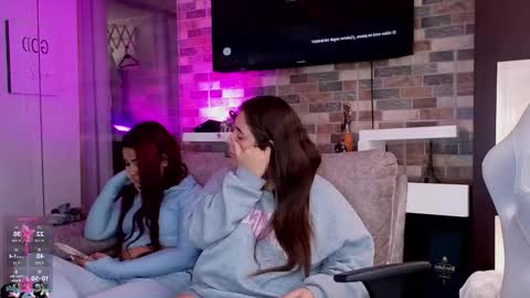 Abella online show from 10.18.25