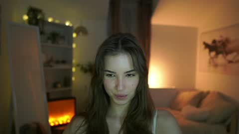 Snapshot of abella_danger_x chatting on 01.28.25 abella_danger_x online show from 01.28.25