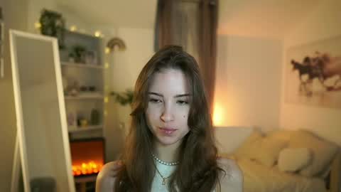 Snapshot of abella_danger_x chatting on 02.28.25 abella_danger_x online show from 02.28.25