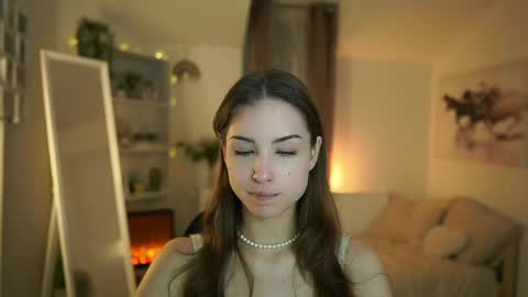 Snapshot of abella_danger_x chatting on 03.04.25 abella_danger_x online show from 03.04.25