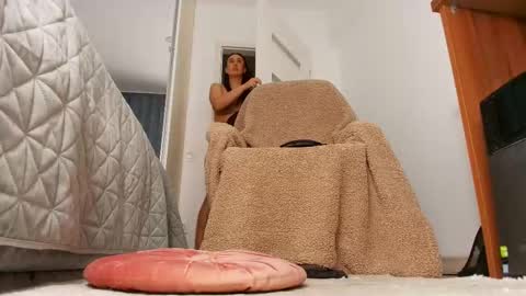 Snapshot of abellaangel chatting on 10.30.25 Mermaid online show from 10.30.25