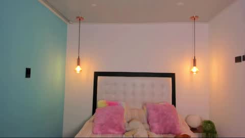  Abella and Kendra  online show from 03.08.25