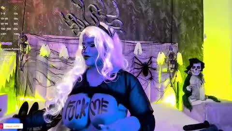 aberachmackay online show from 10.29.25