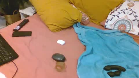 Snapshot of abhi_cam chatting on 01.06.25 Naked Gentleman online show from 01.06.25