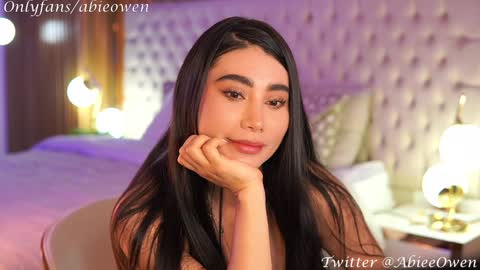 abie_owen online show from 03.12.25