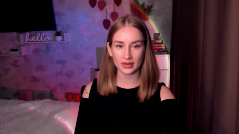 Snapshot of abigail_flex chatting on 09.19.25 Anna online show from 09.19.25