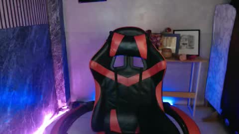 Snapshot of abigail_vergara chatting on 10.15.25 abigail_vergara online show from 10.15.25