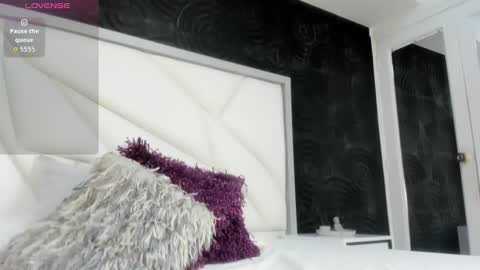 Abigail online show from 12.22.25