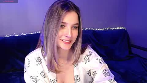 Abigail online show from 04.08.26