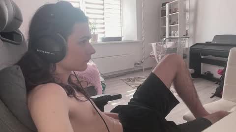 Snapshot of abobus123 chatting on 05.21.26 hi cum in pvt noi extra tip online show from 05.21.26