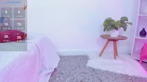 Abriil online show from 03.06.25