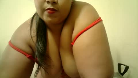 Snapshot of abril__ass chatting on 09.26.25 abril__ass online show from 09.26.25
