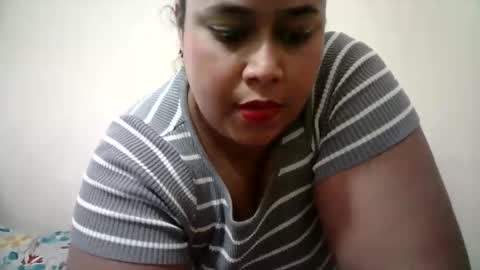 Snapshot of abril__ass chatting on 10.25.25 abril__ass online show from 10.25.25