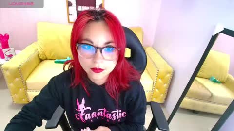 abril_ch_ online show from 01.17.25