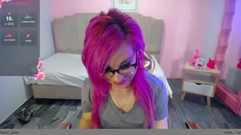 abril_ch_ online show from 10.09.25