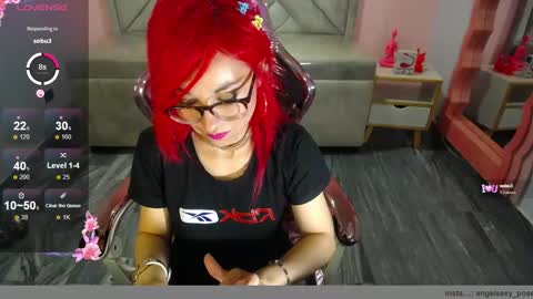 abril_ch_ online show from 11.27.25