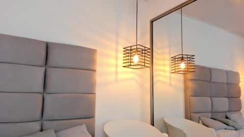  Abril Morgan  online show from 01.07.26