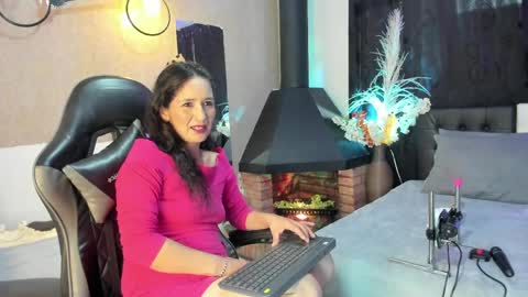 Abril online show from 05.23.26