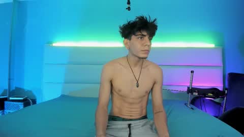 Abril and Julian online show from 02.26.26