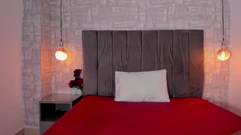 Snapshot of abrilsantana_ chatting on 10.22.25 abrilsantana_ online show from 10.22.25