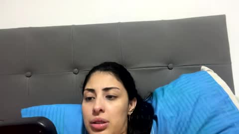 abrilsantosxo online show from 05.13.26
