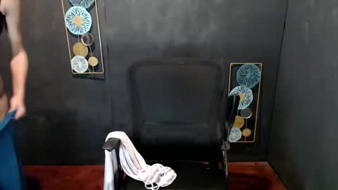 Snapshot of absolutelyselfsucker69 chatting on 10.25.25 Miss Sophie online show from 10.25.25