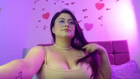Snapshot of aby_luna_ chatting on 03.04.25 aby_luna_ online show from 03.04.25