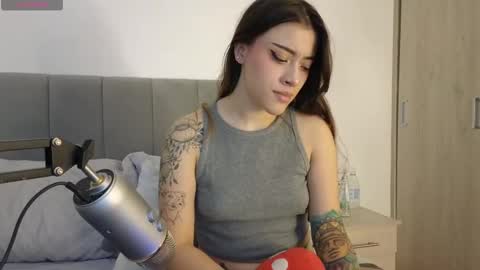 Snapshot of acidkaos chatting on 02.24.25 Lana 3 online show from 02.24.25