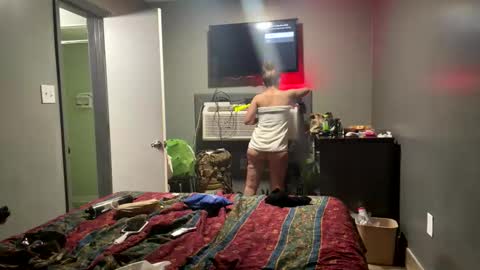 acouplesinners online show from 10.28.25