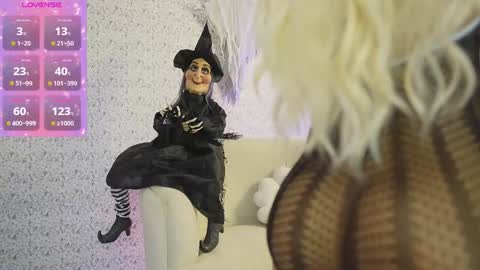 Ada Blue online show from 10.17.25