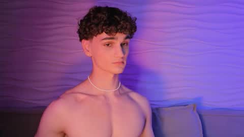 Adam online show from 10.04.25