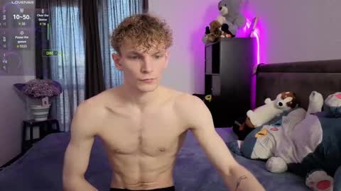 adam_chriss online show from 10.20.25