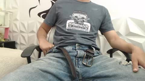 adam_evehotroom online show from 02.05.25