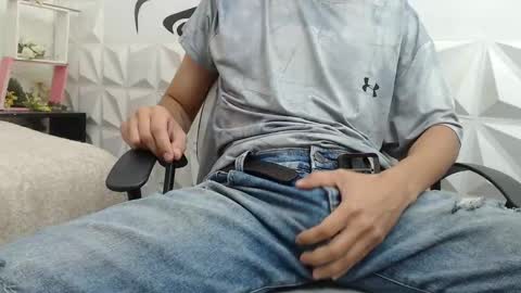 adam_evehotroom online show from 02.18.25