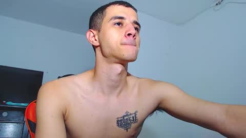 adam hot11 online show from 02.01.26