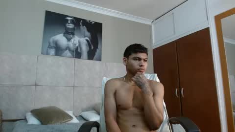 Snapshot of adam_piarse chatting on 09.19.25 adam_piarse online show from 09.19.25