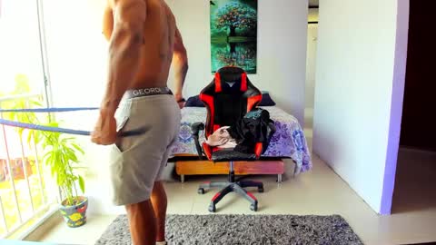 Adam Valencia online show from 09.25.25