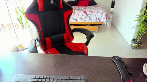 Adam Valencia online show from 10.21.25