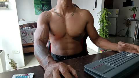 Adam Valencia online show from 04.04.26