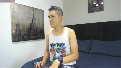 adam_walker_1 online show from 04.04.26