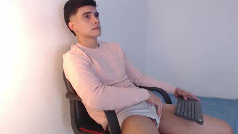 Hello guys excuse my absence I will be absent for several days for health reasons I hope you understand thank you very much. online show from 11.07.25