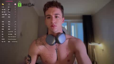 Hi Im Adam Glad to see u here 3 And its my first day online show from 10.12.25