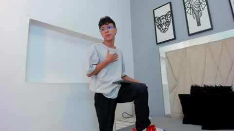 Adams Bobby online show from 03.06.26