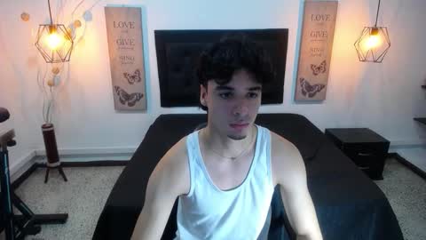 Snapshot of adams_collins_ chatting on 09.27.25 Adams  online show from 09.27.25