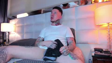 Adam online show from 10.03.25