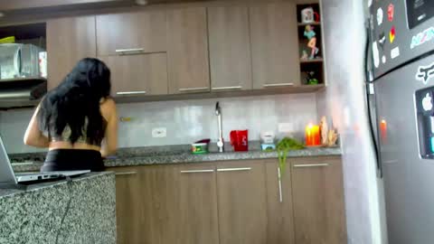 eva online show from 02.15.25